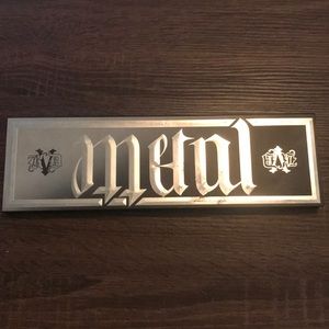 Kat Von D Metal Matte Palette